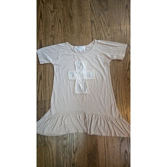 Last Petal Linens Cross Ruffled Top Women's Size Medium - Picture 2 of 5